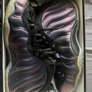 Nike Air Foamposite One Black/Varsity Purple Size 12